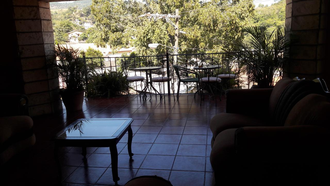 Hotel Acropolis Maya Copán 외부 사진