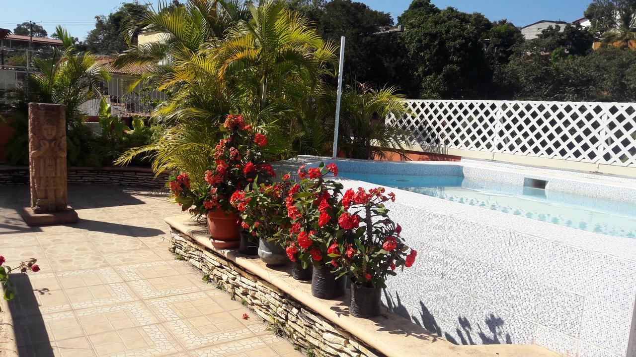 Hotel Acropolis Maya Copán 외부 사진